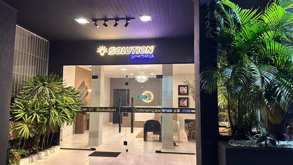 foto 02 fachada solution